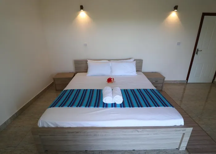 Le Ronce Hotel apartamentowy 4*