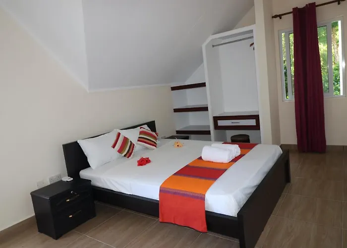 Le Ronce Hotel apartamentowy 4*