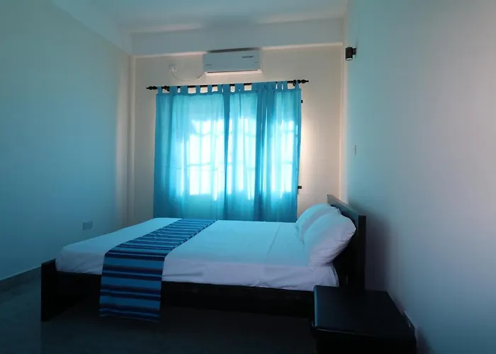 Le Ronce Hotel apartamentowy Anse Royale